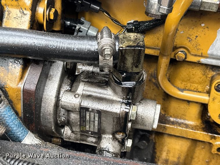 image for item DW3446 2001 Thomas Built school bus