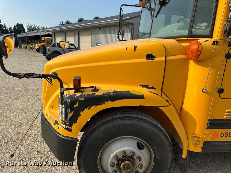 image for item DW3447 2007 Thomas Built school bus