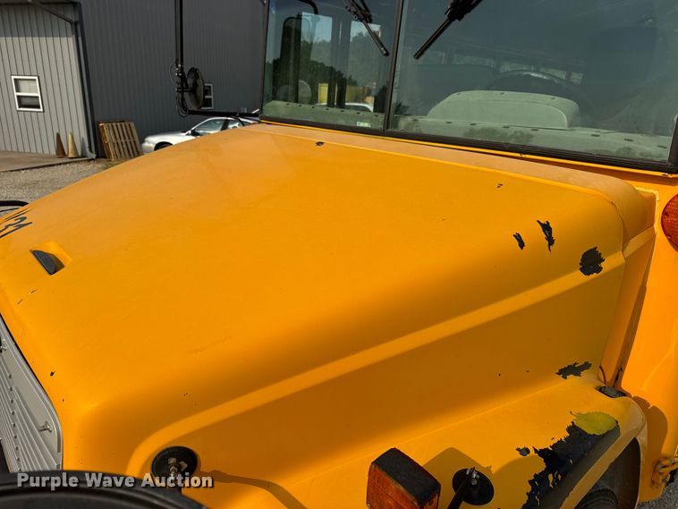 image for item DW3447 2007 Thomas Built school bus