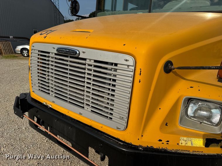 image for item DW3447 2007 Thomas Built school bus