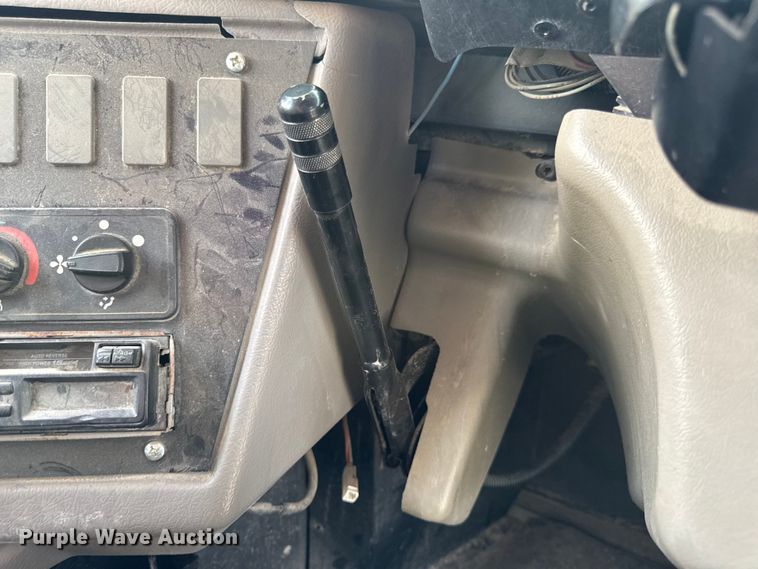 image for item DW3447 2007 Thomas Built school bus