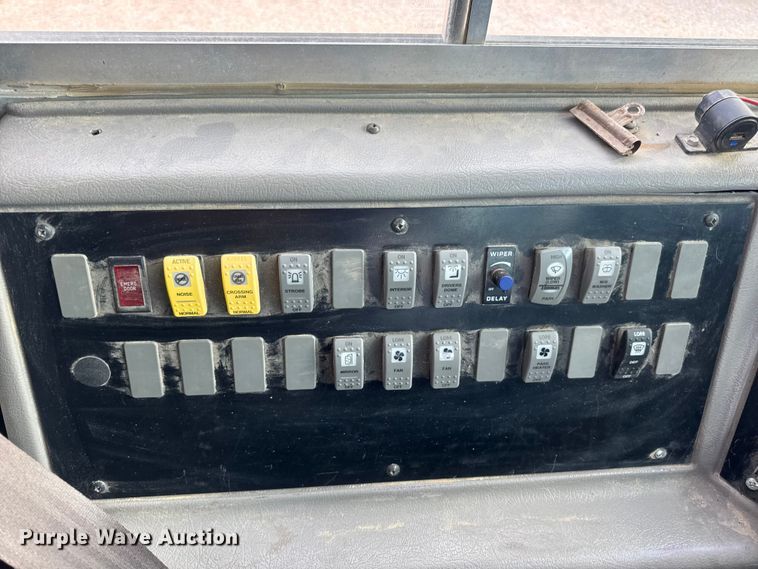 image for item DW3447 2007 Thomas Built school bus