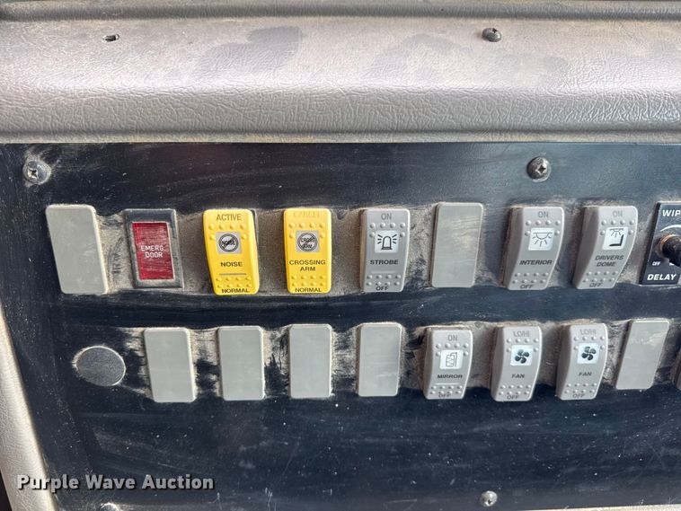 image for item DW3447 2007 Thomas Built school bus