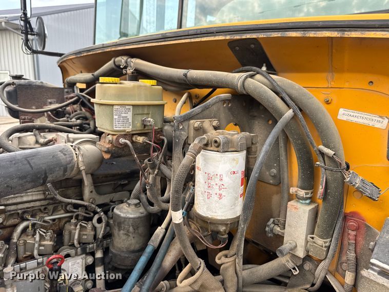 image for item DW3447 2007 Thomas Built school bus