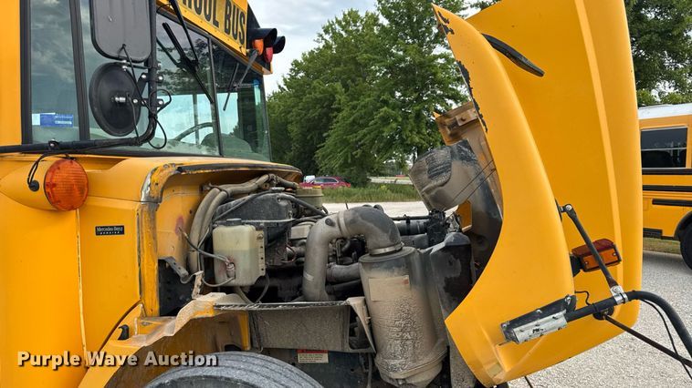 image for item DW3447 2007 Thomas Built school bus