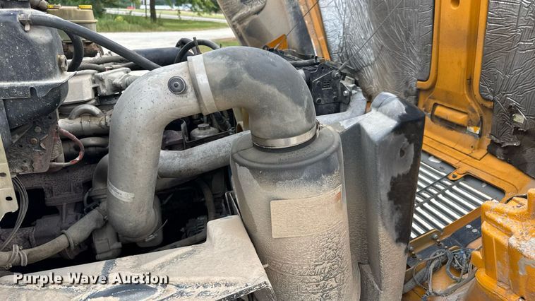 image for item DW3447 2007 Thomas Built school bus