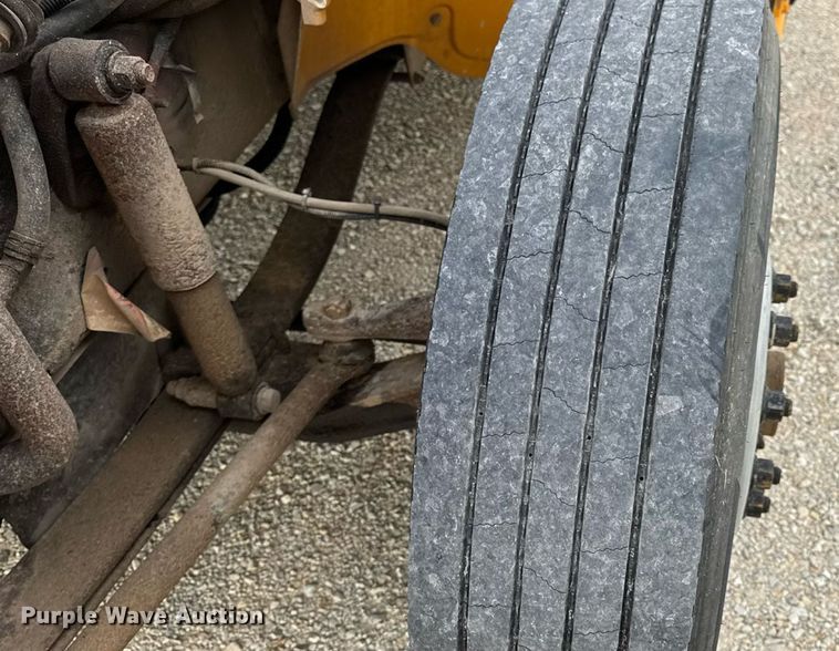 image for item DW3447 2007 Thomas Built school bus