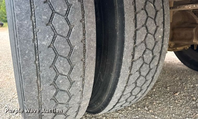 image for item DW3447 2007 Thomas Built school bus