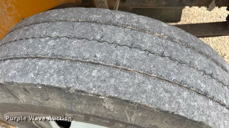 image for item DW3447 2007 Thomas Built school bus