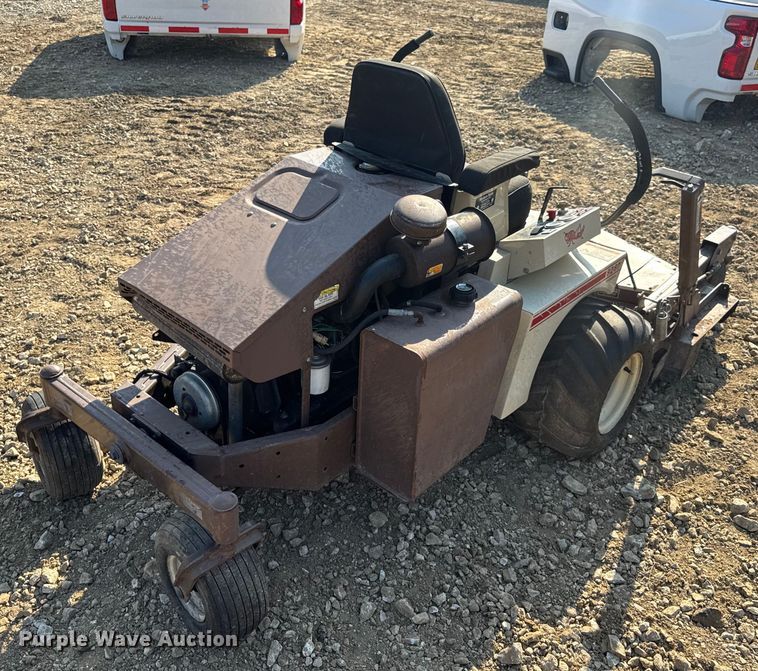 image for item DW3457 Grasshopper 928D ZTR lawn mower