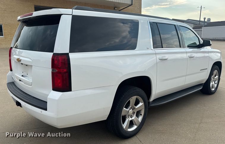 image for item DW3477 2016 Chevrolet Suburban LT SUV