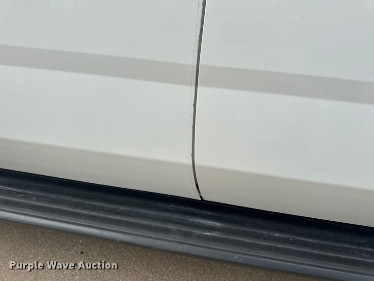 image for item DW3477 2016 Chevrolet Suburban LT SUV