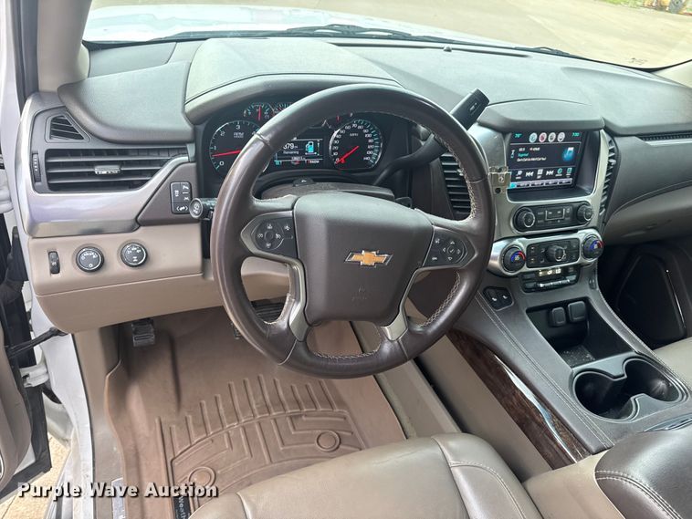 image for item DW3477 2016 Chevrolet Suburban LT SUV