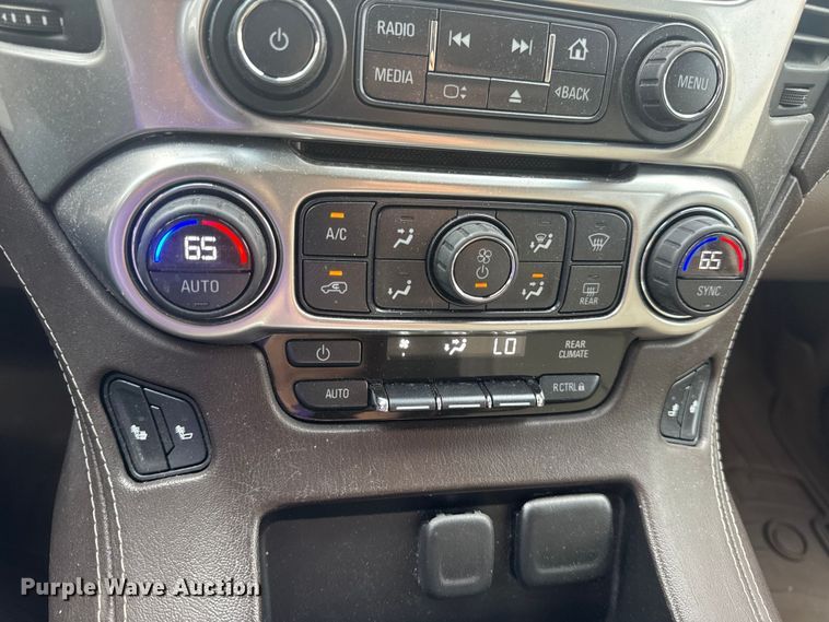 image for item DW3477 2016 Chevrolet Suburban LT SUV