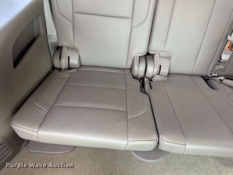 image for item DW3477 2016 Chevrolet Suburban LT SUV