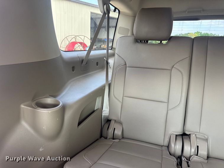 image for item DW3477 2016 Chevrolet Suburban LT SUV