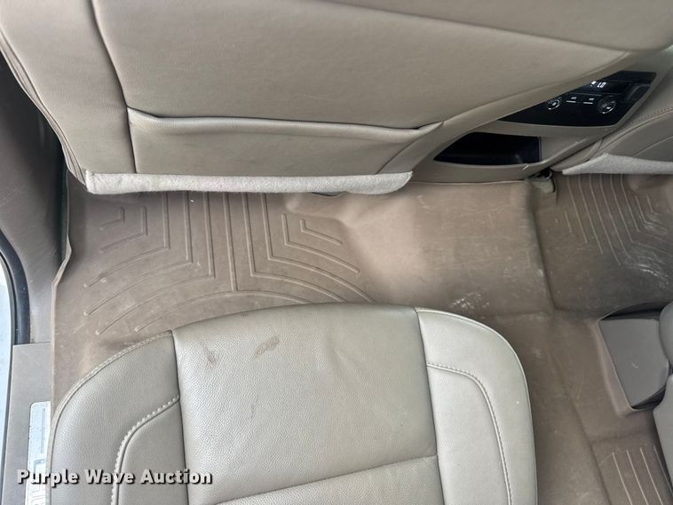 image for item DW3477 2016 Chevrolet Suburban LT SUV