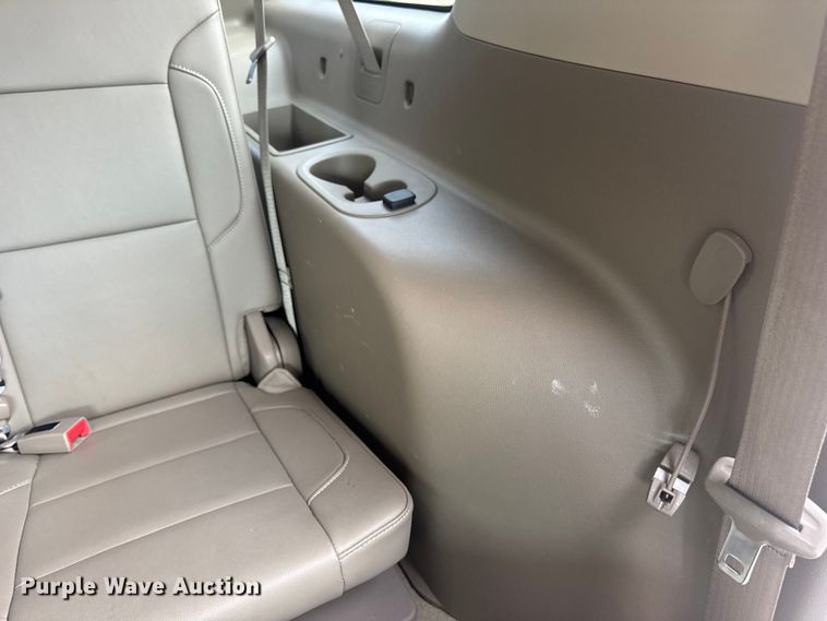 image for item DW3477 2016 Chevrolet Suburban LT SUV