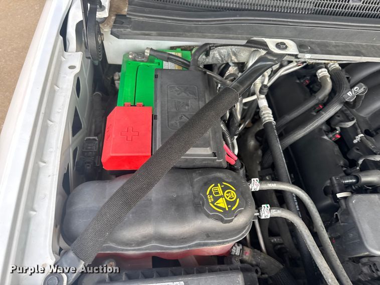 image for item DW3477 2016 Chevrolet Suburban LT SUV