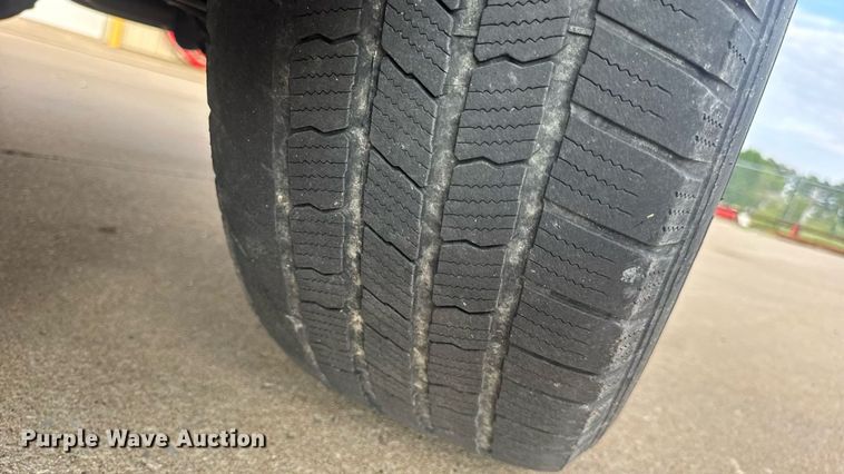 image for item DW3477 2016 Chevrolet Suburban LT SUV