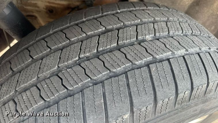 image for item DW3477 2016 Chevrolet Suburban LT SUV