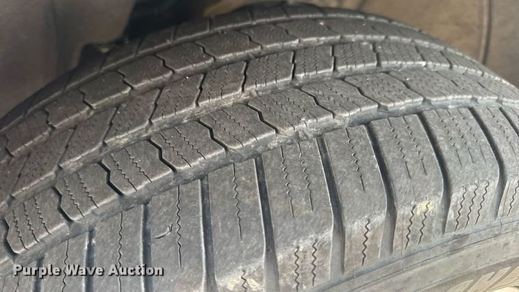 image for item DW3477 2016 Chevrolet Suburban LT SUV