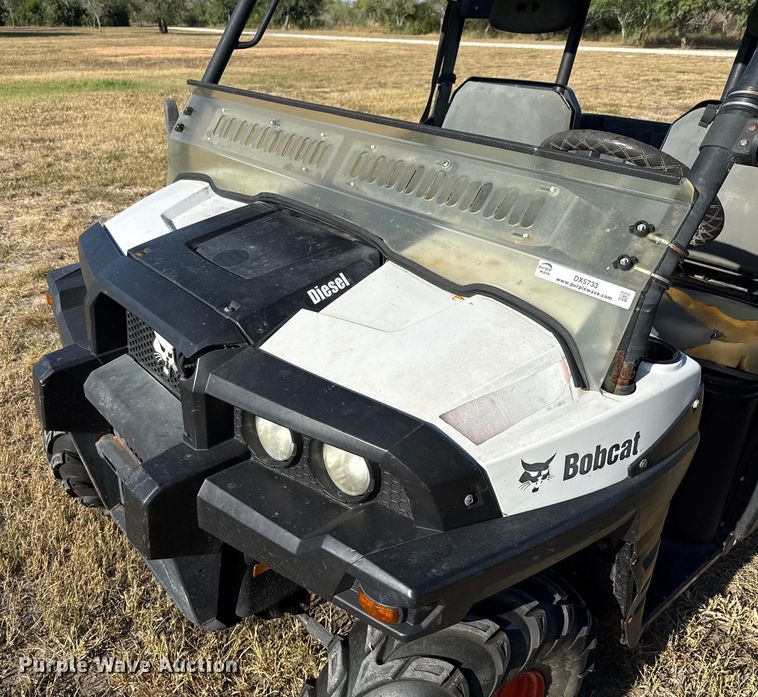image for item DX5733 2013 Bobcat 3400 utility vehicle