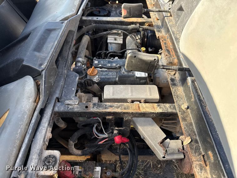 image for item DX5733 2013 Bobcat 3400 utility vehicle