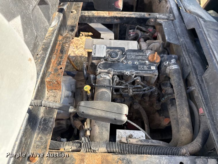 image for item DX5733 2013 Bobcat 3400 utility vehicle