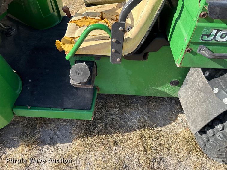 image for item DX5734 John Deere Gator utility vehicle