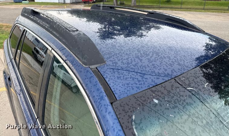 image for item DX5737 2011 Subaru Outback SUV