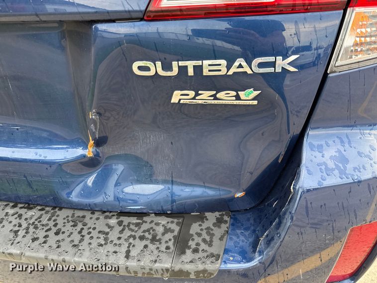image for item DX5737 2011 Subaru Outback SUV