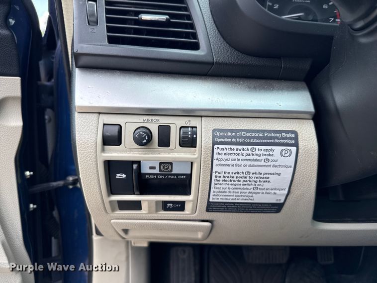 image for item DX5737 2011 Subaru Outback SUV