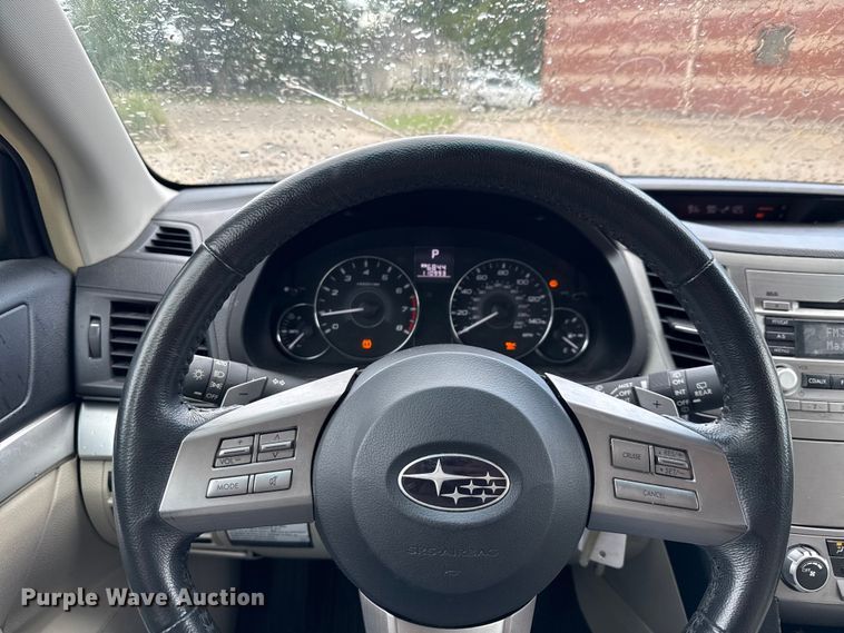 image for item DX5737 2011 Subaru Outback SUV