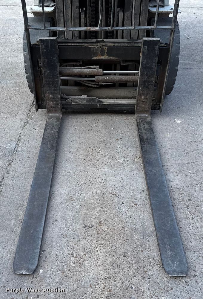 image for item DX5739 2016 UniCarriers PF70 forklift