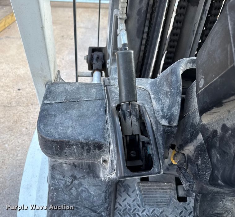 image for item DX5739 2016 UniCarriers PF70 forklift