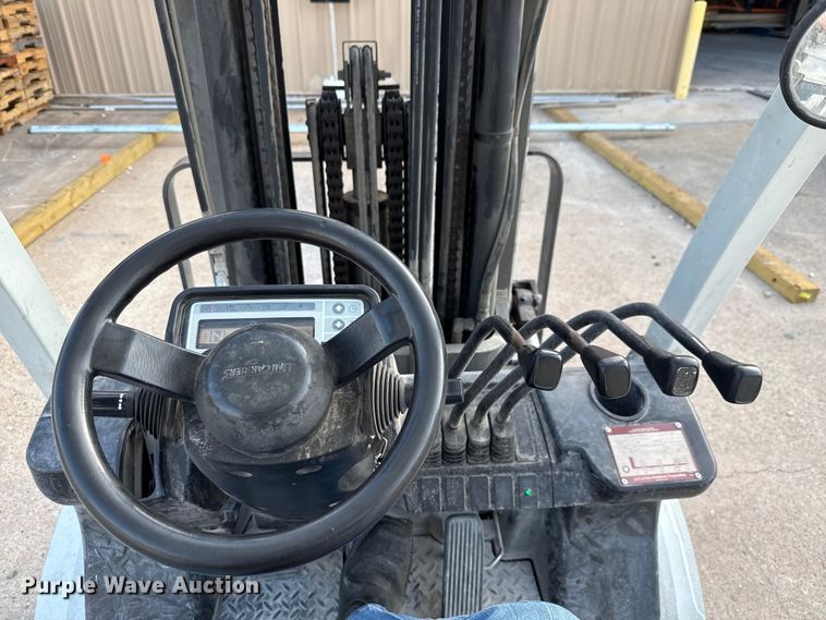 image for item DX5739 2016 UniCarriers PF70 forklift