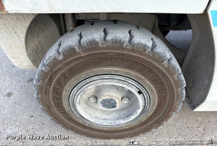 image for item DX5739 2016 UniCarriers PF70 forklift