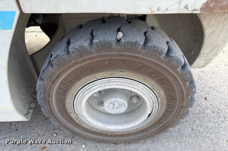 image for item DX5739 2016 UniCarriers PF70 forklift