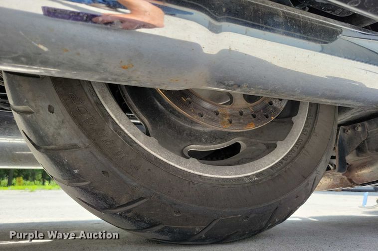 image for item DX7142 2013 Harley Davidson Street Glide motorcycle