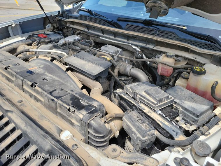 image for item DX7197 2021 Chevrolet Silverado 3500HD Crew Cab pickup truck