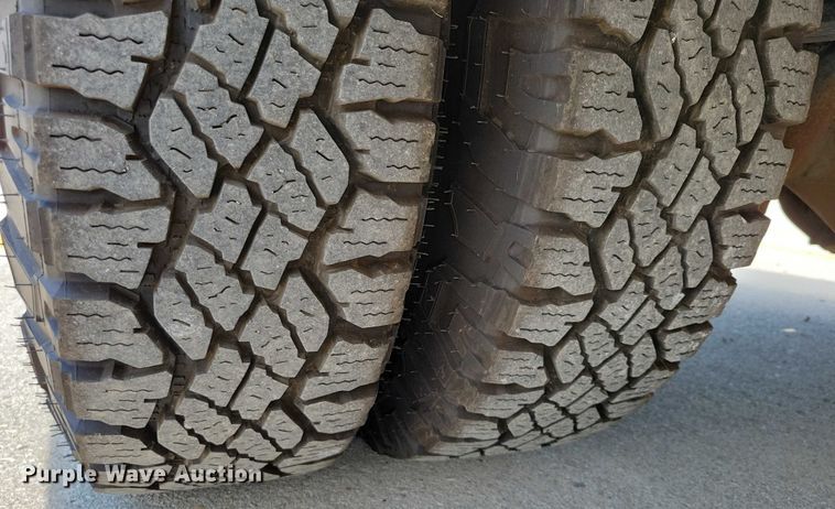 image for item DX7197 2021 Chevrolet Silverado 3500HD Crew Cab pickup truck