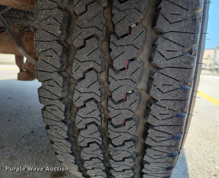 image for item DX7199 2004 Chevrolet Silverado 1500 Ext. Cab pickup truck