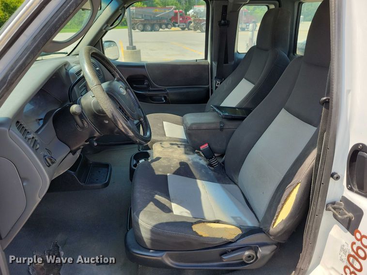 image for item DX7200 2005 Ford Ranger SuperCab pickup truck