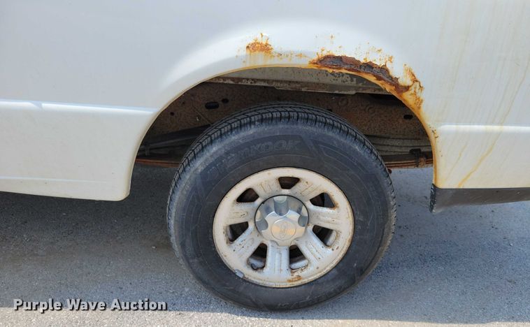 image for item DX7200 2005 Ford Ranger SuperCab pickup truck