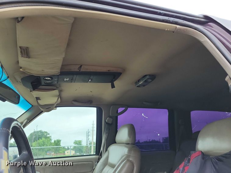 image for item DX7204 1996 Chevrolet 1500 Tahoe SUV