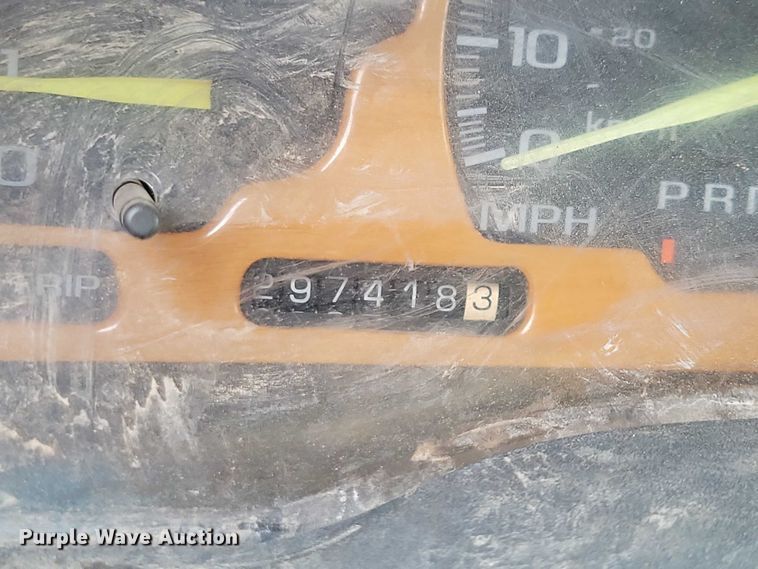 image for item DX7204 1996 Chevrolet 1500 Tahoe SUV