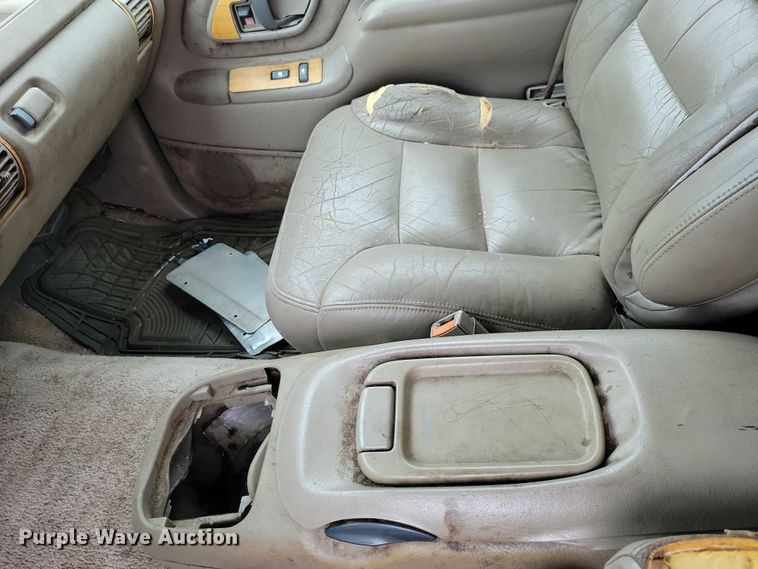 image for item DX7204 1996 Chevrolet 1500 Tahoe SUV