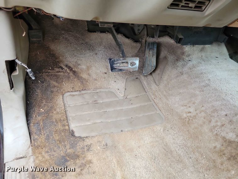 image for item DX7204 1996 Chevrolet 1500 Tahoe SUV