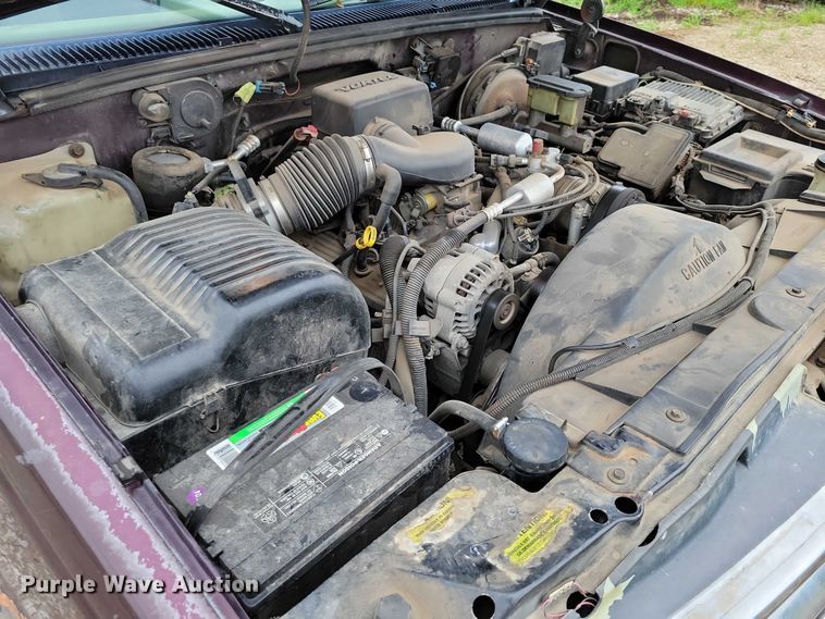 image for item DX7204 1996 Chevrolet 1500 Tahoe SUV